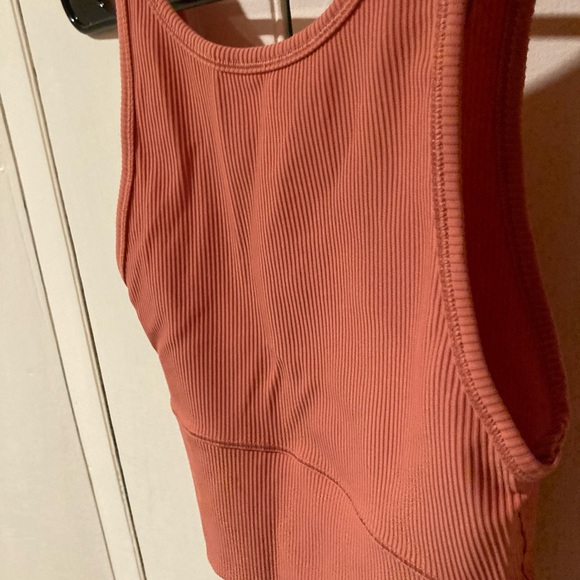 Lululemon Power Pivot Tank Rustic Coral - Picture 5 of 7